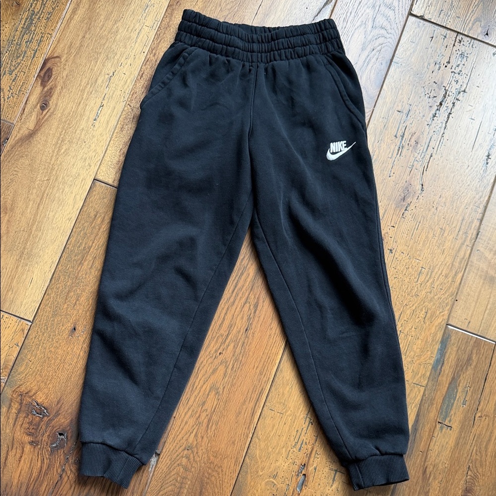 Nike Kids Black Jogger Sweats